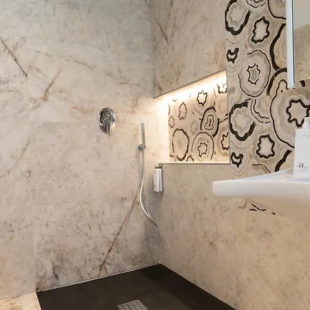 Midenza Suites&residence Hotel