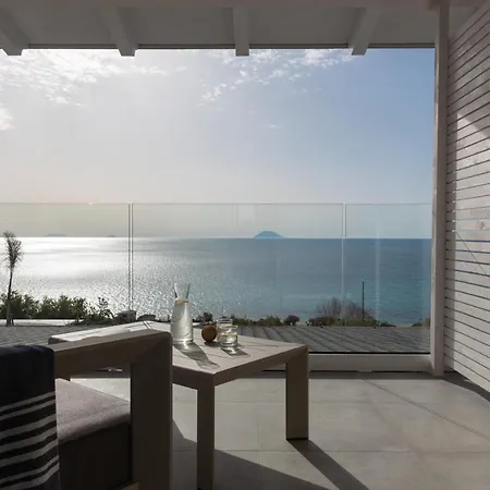 Отель Midenza Seaside & Nature Retreat Капо-Ватикано