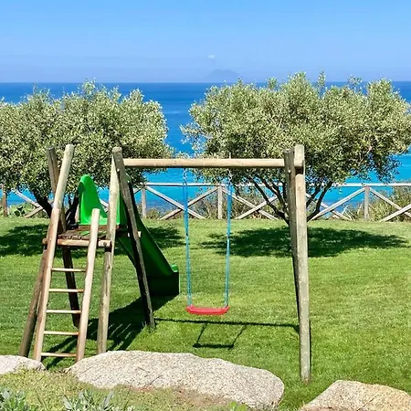 Midenza Seaside & Nature Retreat 카포바티카노