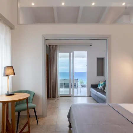 Midenza Seaside & Nature Retreat