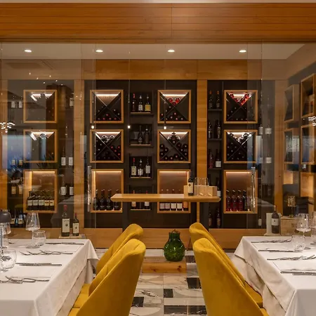 Midenza Seaside & Nature Retreat 카포바티카노