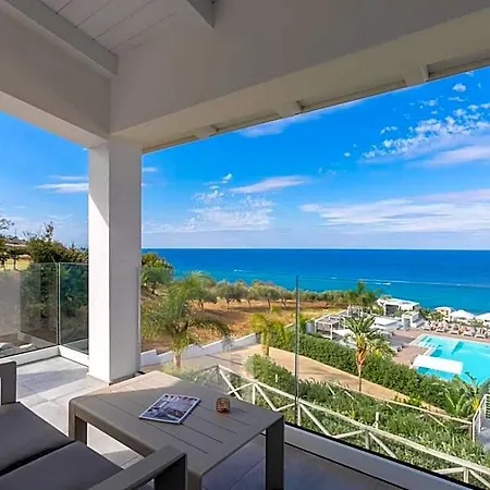 酒店 Midenza Seaside & Nature Retreat