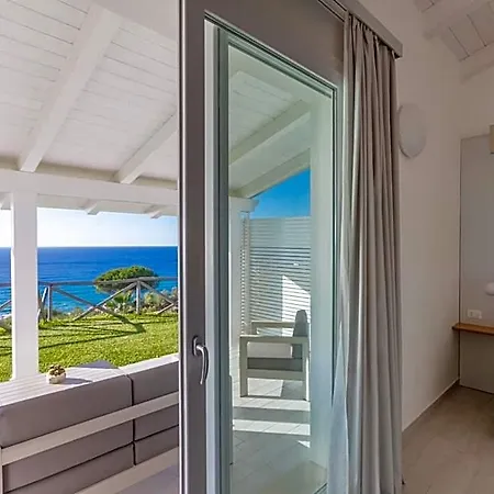 Midenza Seaside & Nature Retreat 4* 梵蒂冈角