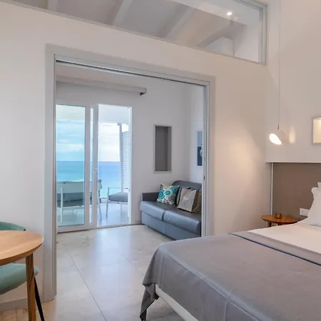 Midenza Seaside & Nature Retreat كابو فاتيكانو