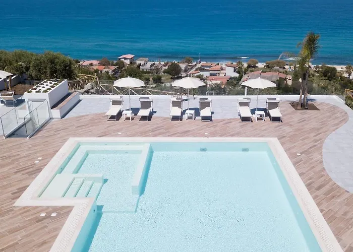 Hotel Midenza Suites&residence Capo Vaticano