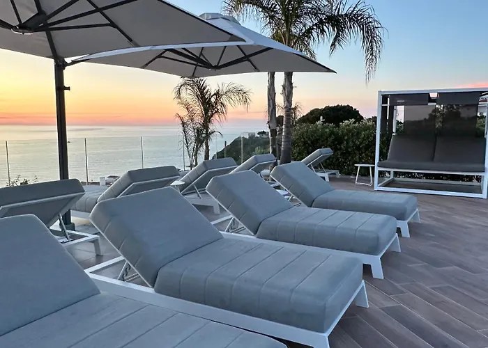 Hotel Midenza Suites&residence